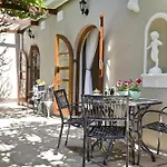 What are the best hotels near Norval Foundation?