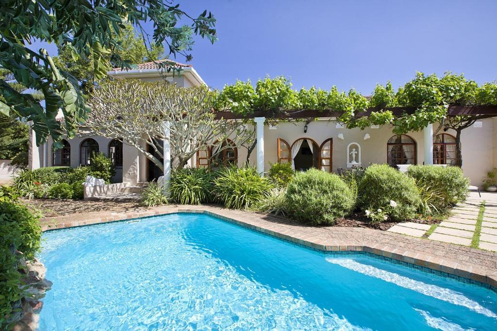 Tiana 4* Cape Town